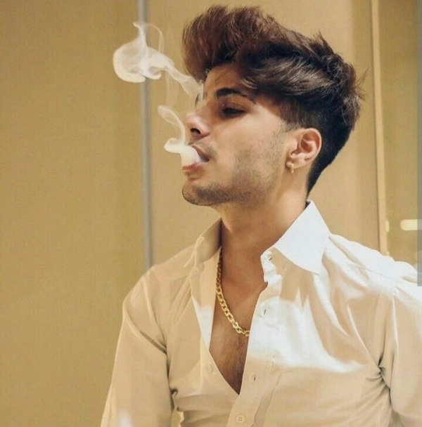 mi._arian