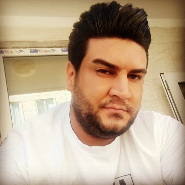 مصطفئ حسنی
