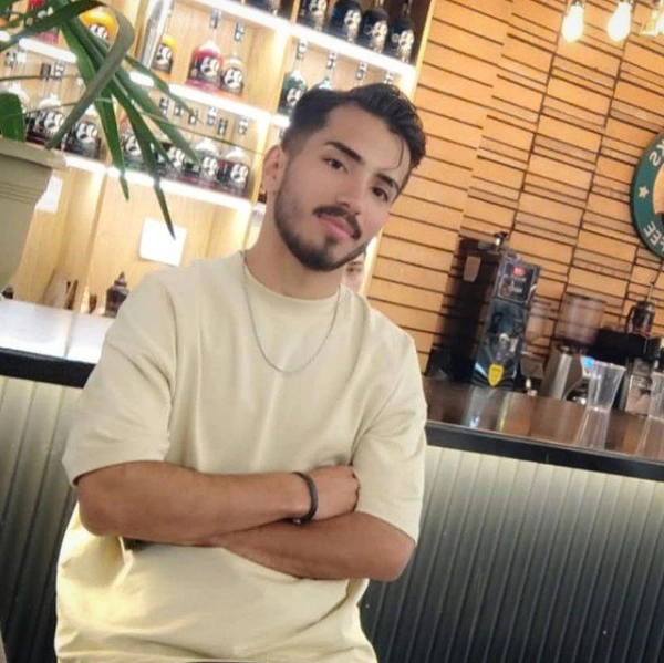 علیرضا ♥️ آبجی جونم