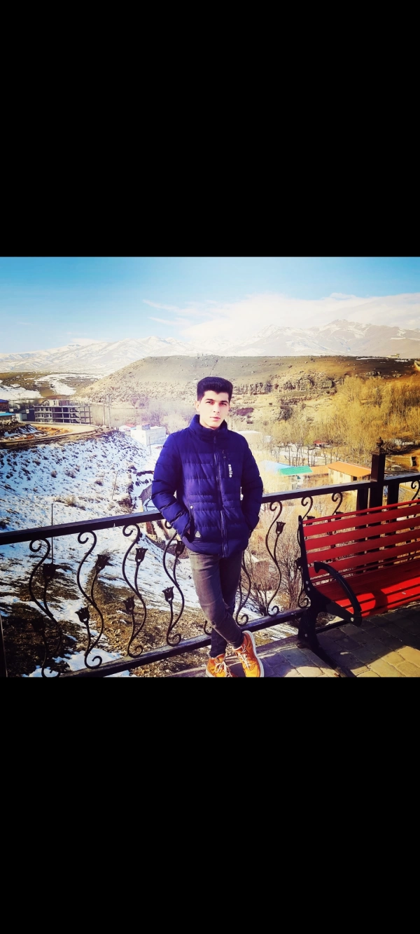 مهدی ملک زاده