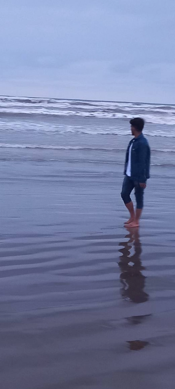 علی
