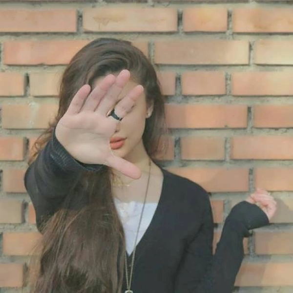 دخی تنها مغرور