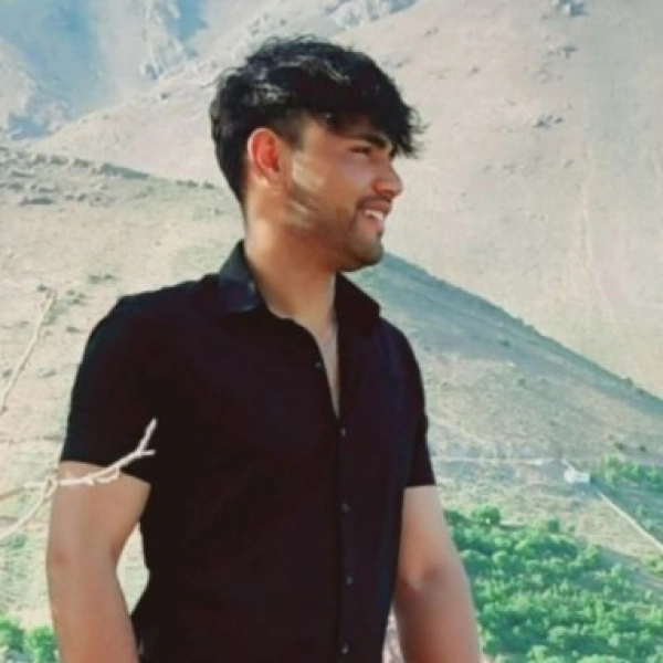 سیاره 7676