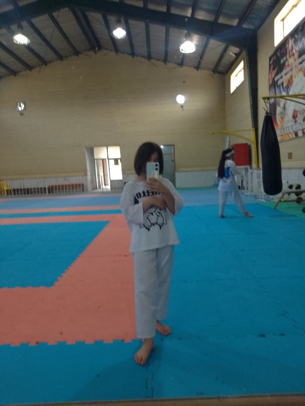 Rozhina17