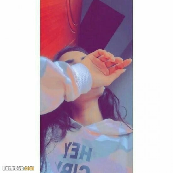 بدون نام