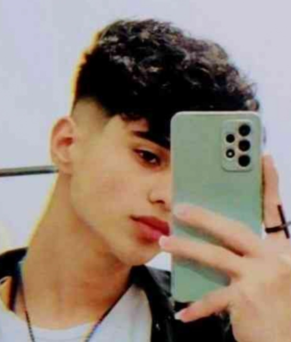 (M)