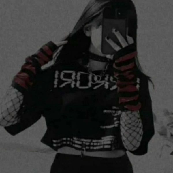 ✞✞  ✯☆✧نیمـہ تاریک ماـہ ✯✧☆ ✞✞