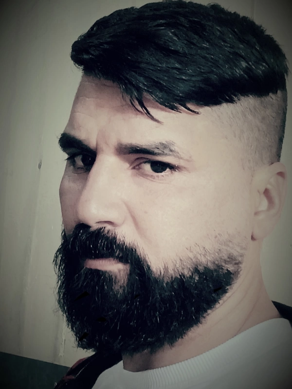حمید عاقبتی