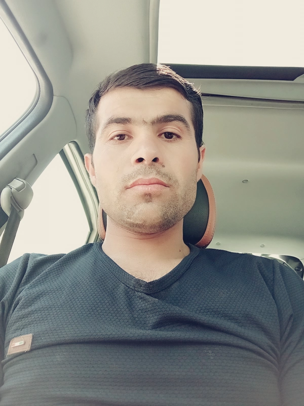 فرید احمدی