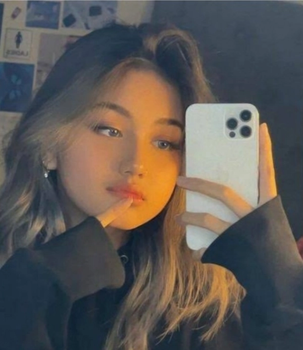mona