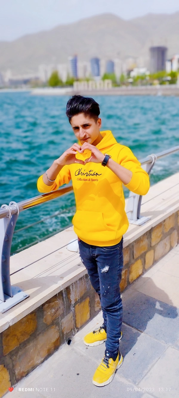 ????پسرک تنهاگک????