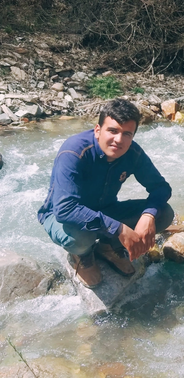 علی