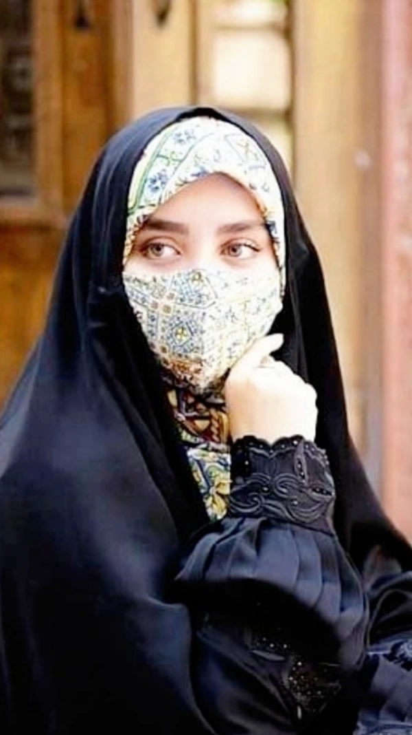 فتاد لب ین ف4خ