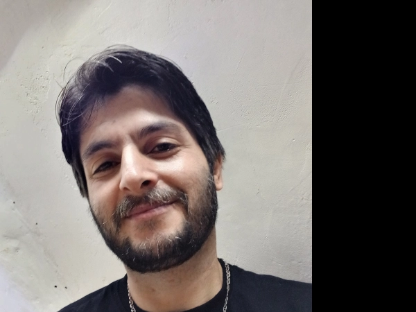 dariush6168