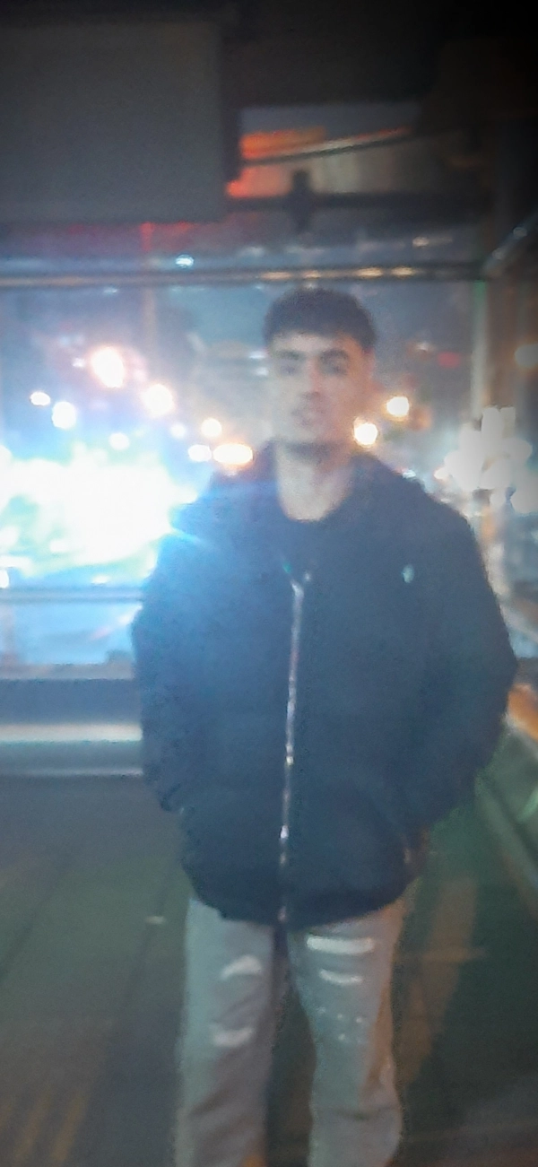 سیاره 9852