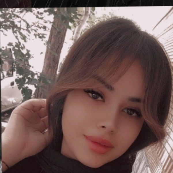 الینا