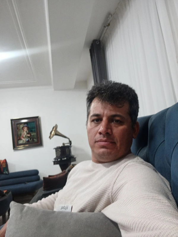 iran1404@
