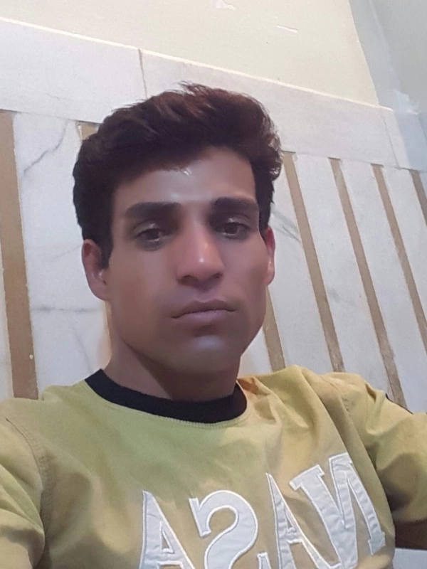 امید ملایی