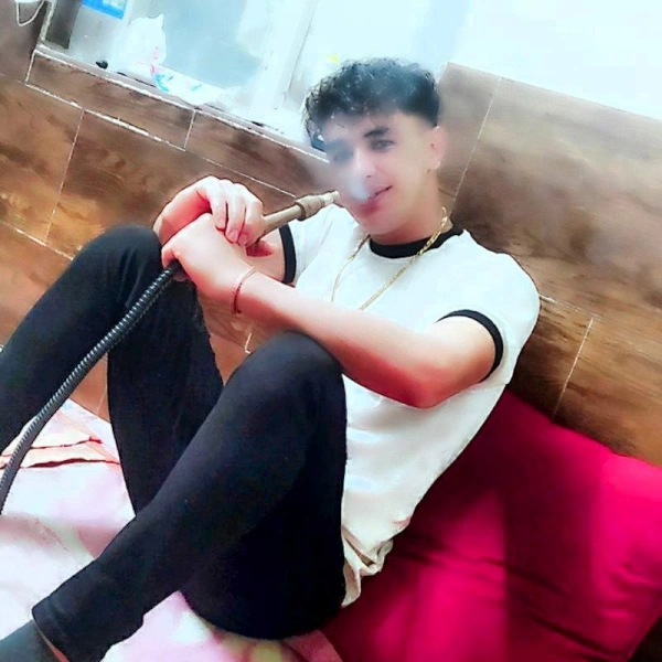 علي