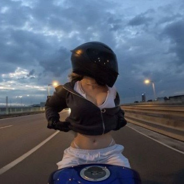 Aynaz