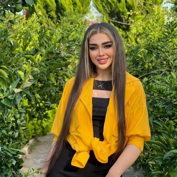 زیبا
