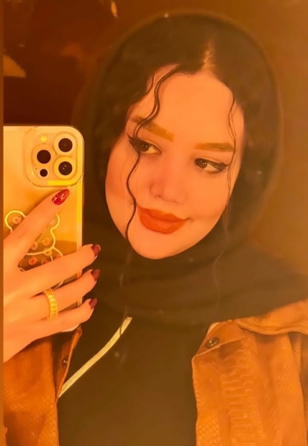 رها احمدی