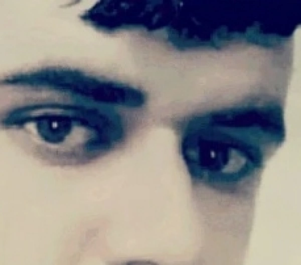 رضا بیاتی