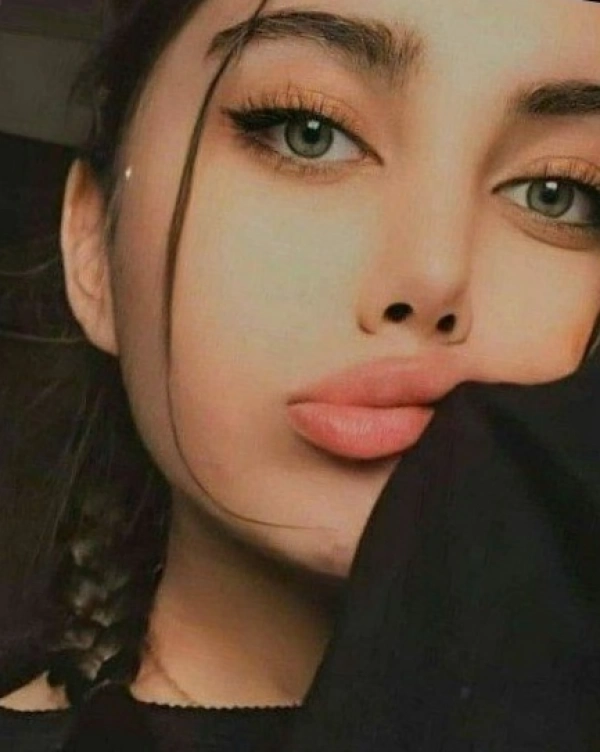 Zahra:(