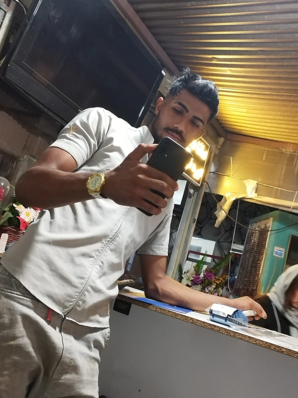 مصطفی