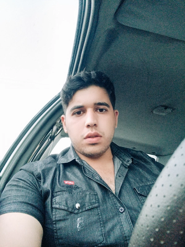علی