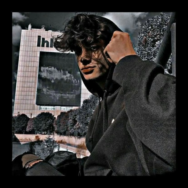 f_a_r_h_a_d_18