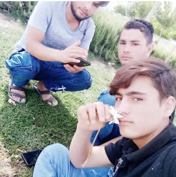 نایب محمدی ۰۹۹۲۲۳۰۷۵۴۷