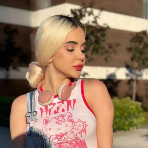 نیکا