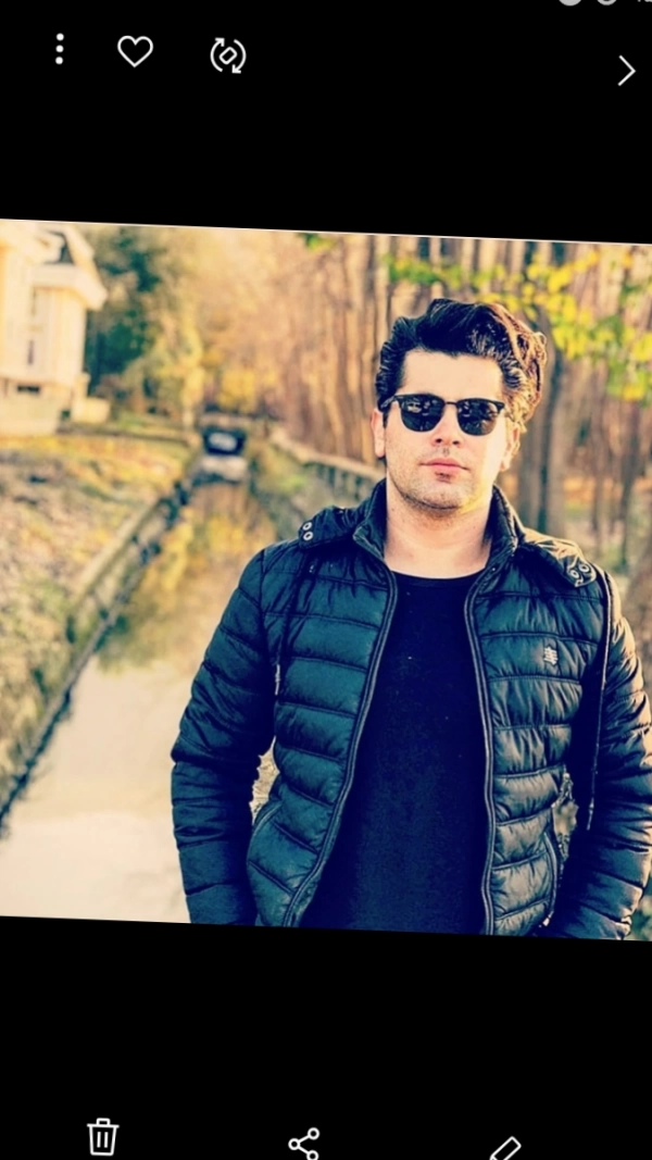 هیچکس