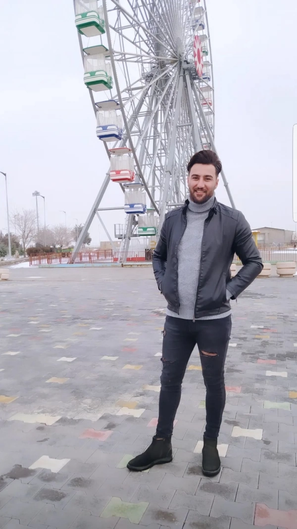 سام