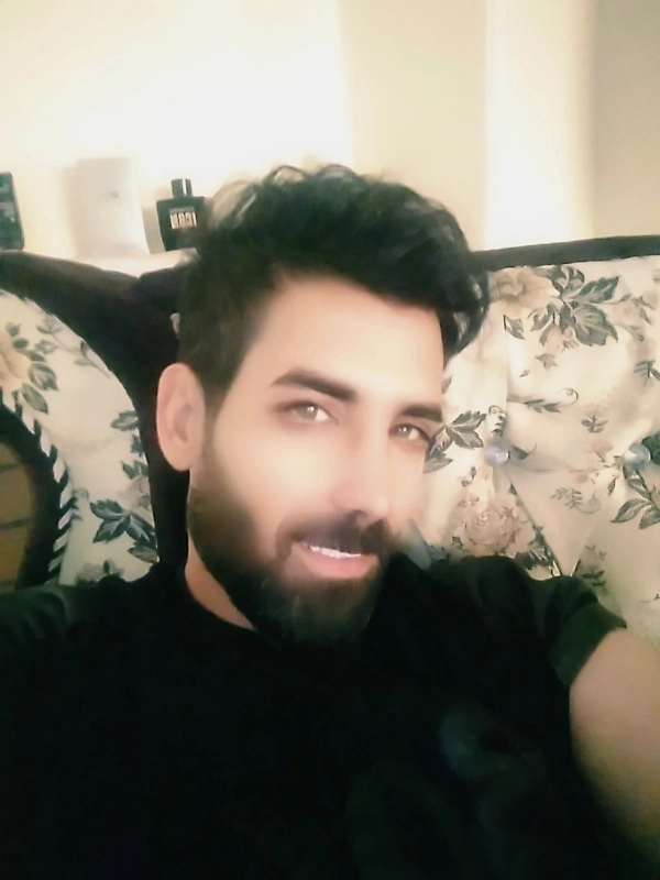 Ava30