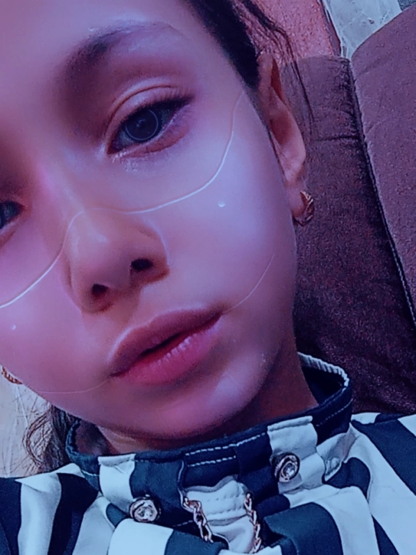 فاطمه.