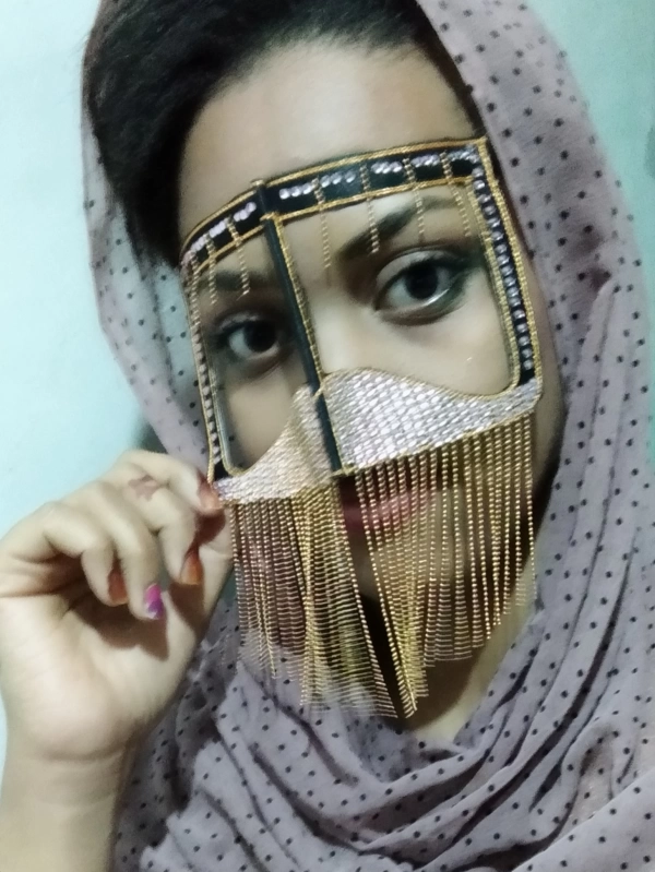 هیچ