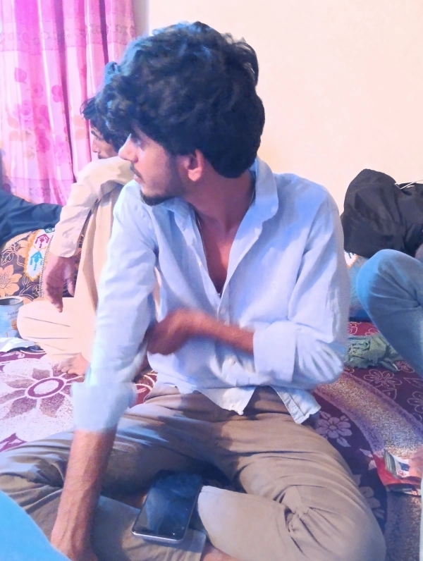علی