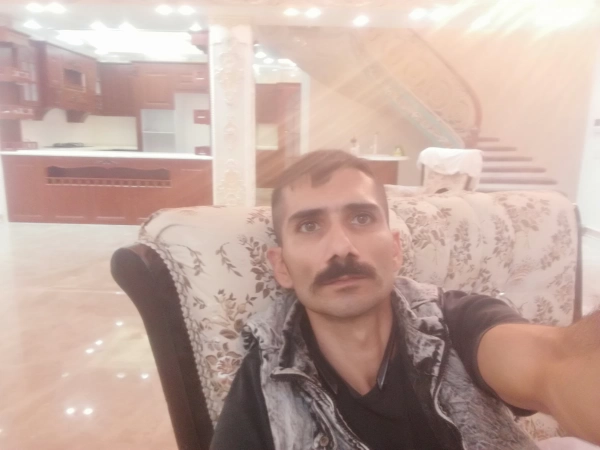 بیقرار