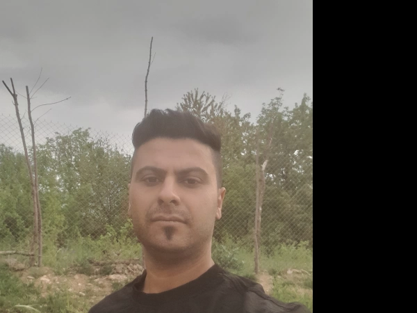 علی