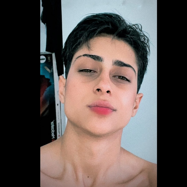 علی