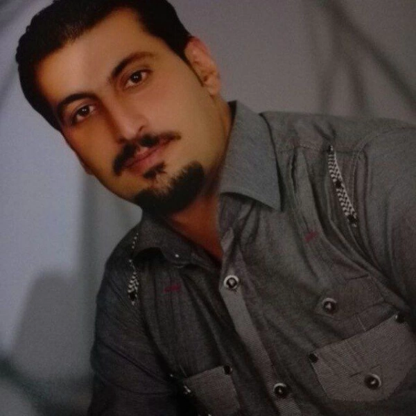 علی