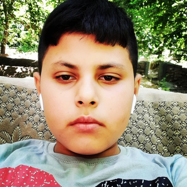 مانی نیکنام