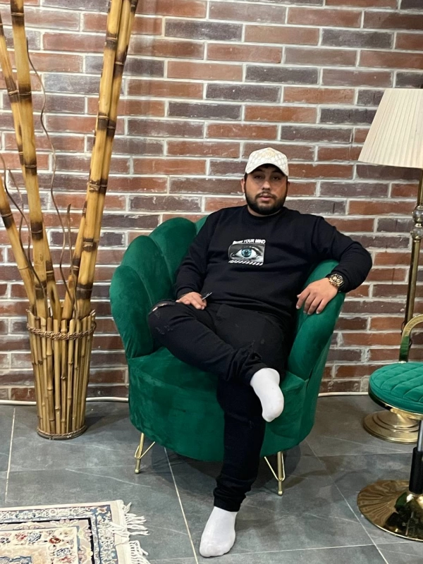 ali77-.