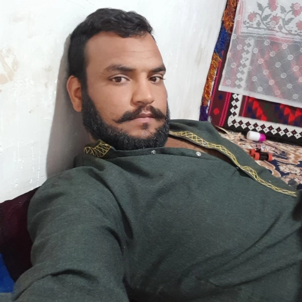 متین
