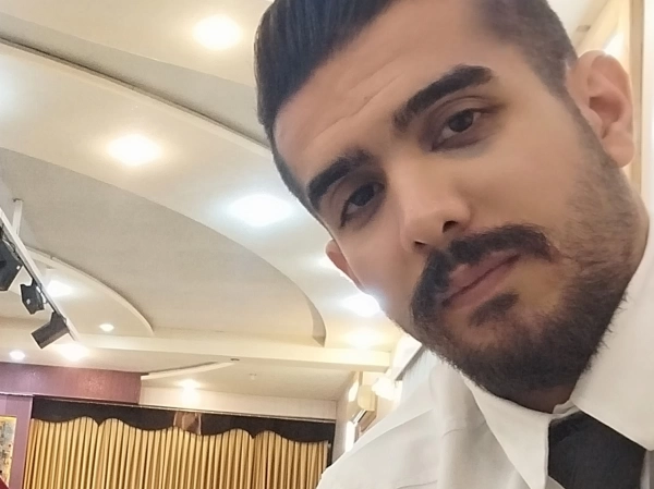 استقلالی