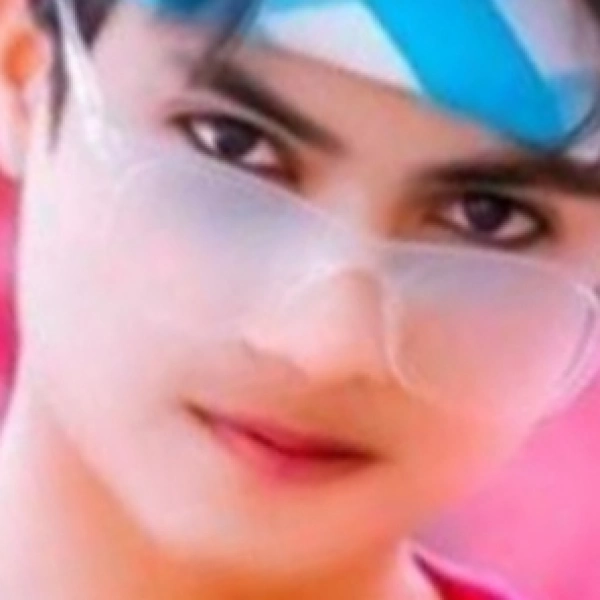 آخ قلبم ❣️❣️