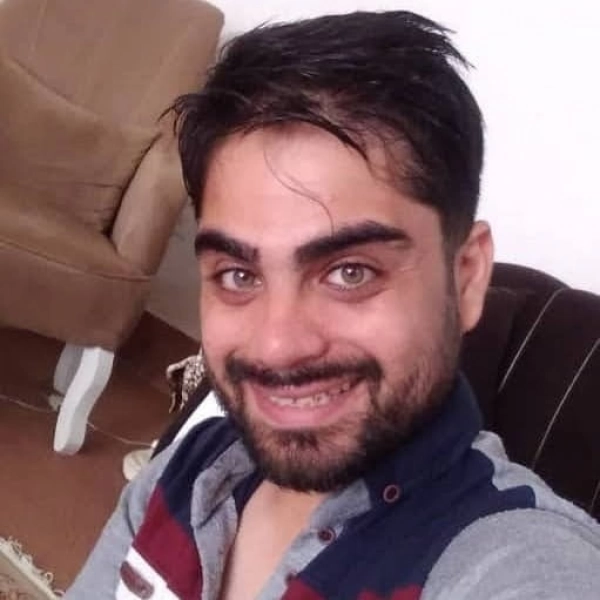 احمد قشقائی زاده