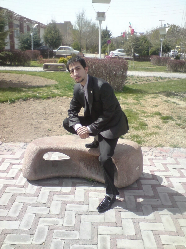 بابک مغازه ای